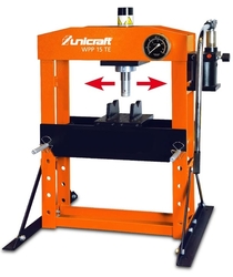 Hydraulické lisy