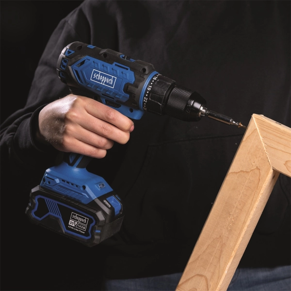 Scheppach C-DD45-X-SET S 20 V IXES aku vŕtací skrutkovač + 2Ah batéria + nabíjačka 2,4 A